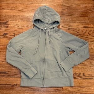 Uniqlo Fitted Zio Up